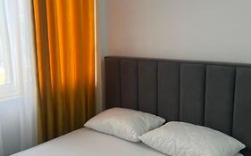Fatos Roel Apartment Nr88